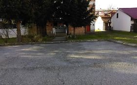 Studio Apartman Zdral